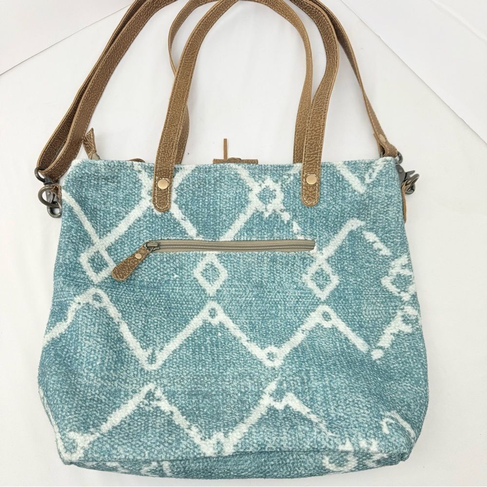 Myra BEGUILE Blue White Rug Canvas Brown Leather Upcycled Tote Bag - Picture 11 of 16